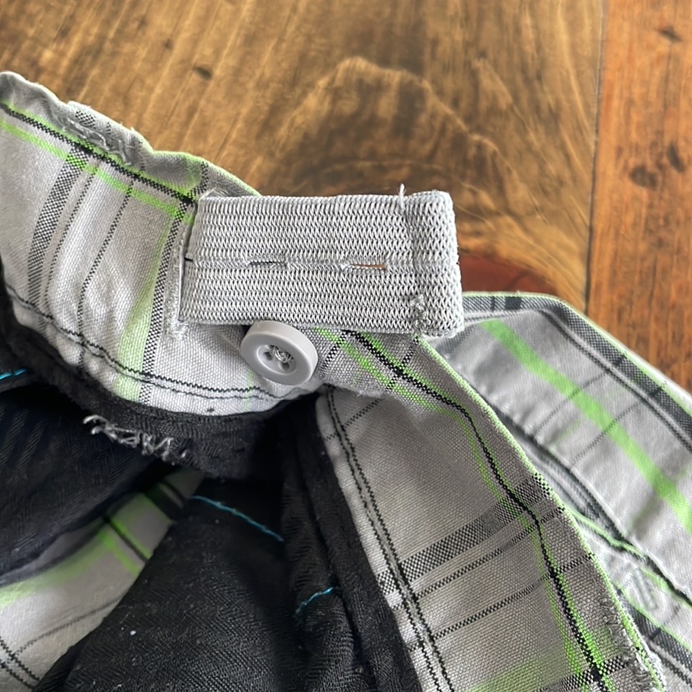 Hurley shorts - Picture 8 of 8